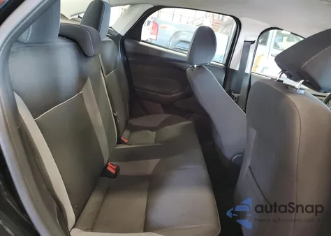 2014 Ford Focus Se z USA, uszkodzony, nr VIN 1FADP3F20EL349646